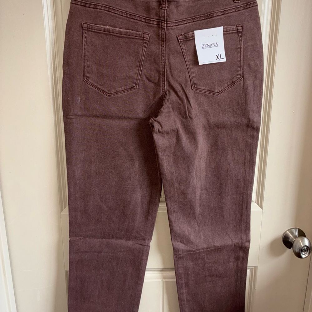 Zenana Outfitters Women's Brown Straight Leg Jeans - Picture 3 of 6